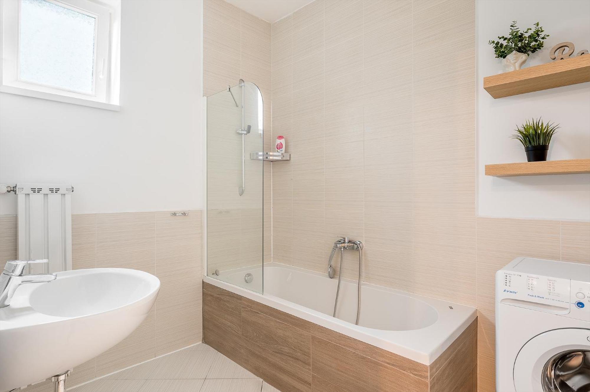 Two-bedrooms Cbd Bp * Budapešť