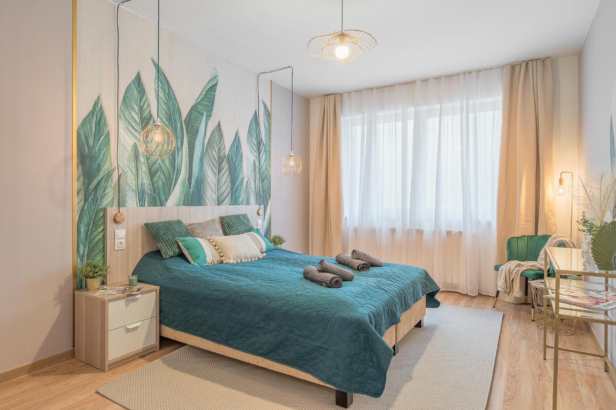 Two-bedrooms Cbd Bp Apartment